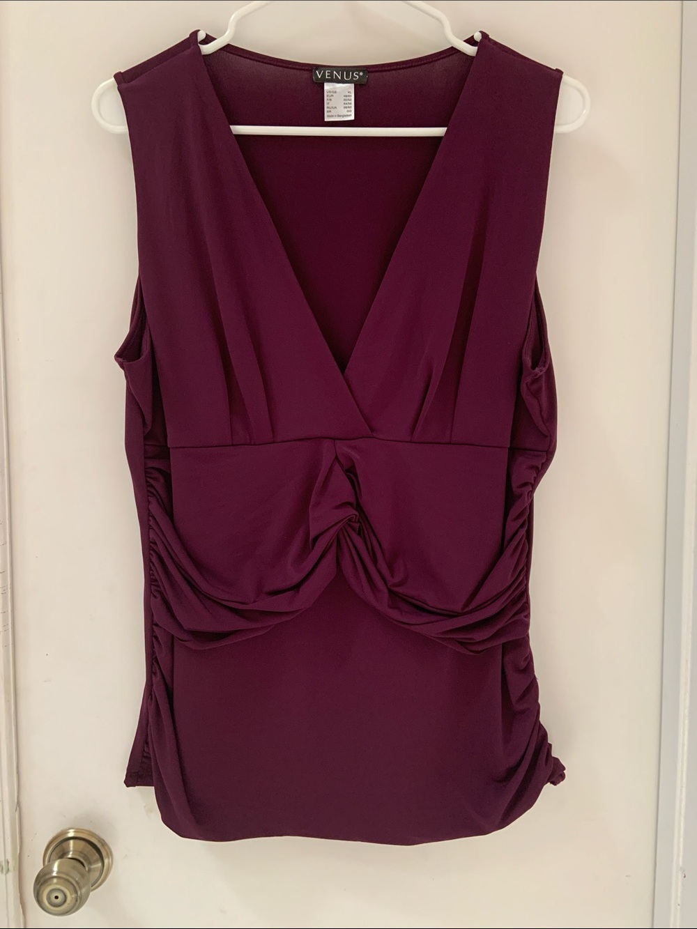 VENUS Plum V-Neck Sleeveless Twist-Front Tank